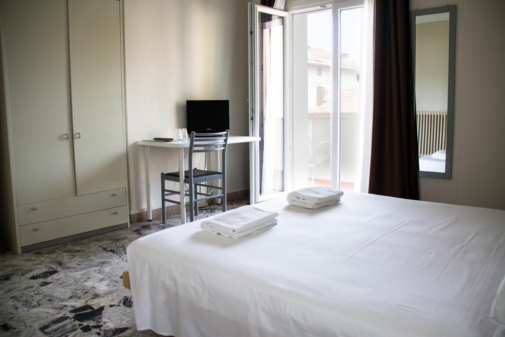 Hotel Arianna Iseo Room photo