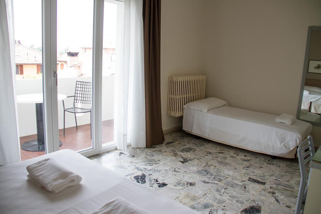 Hotel Arianna Iseo Room photo