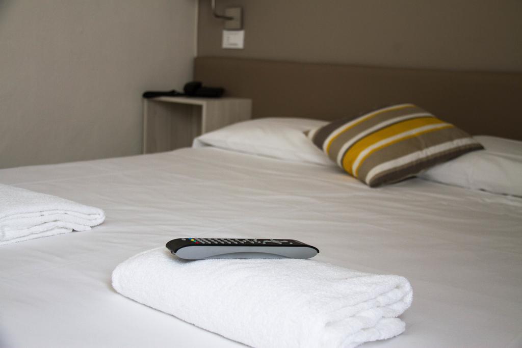 Hotel Arianna Iseo Exterior photo